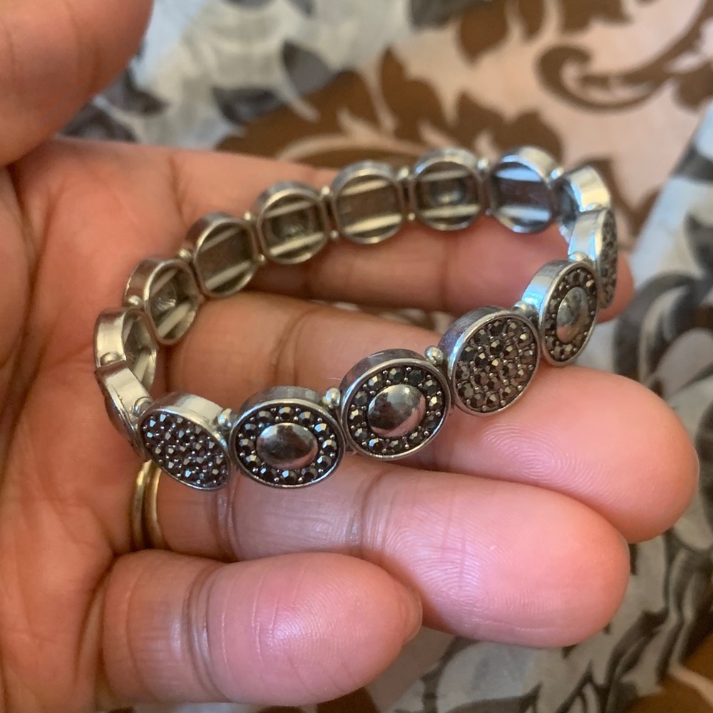 Stretchy Hematite Metal Bracelet